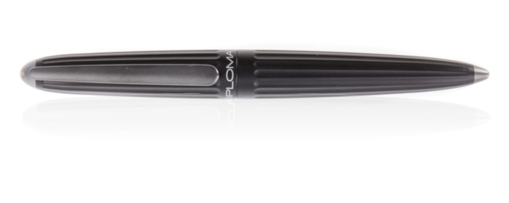 Diplomat Fountain Pen - Aero Black Medium
