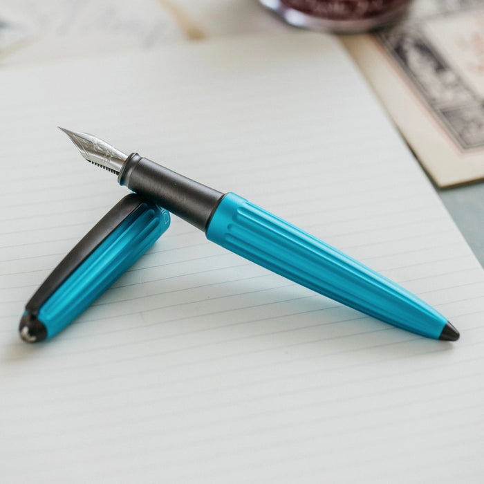Diplomat Fountain Pen - Aero Turquoise Medium