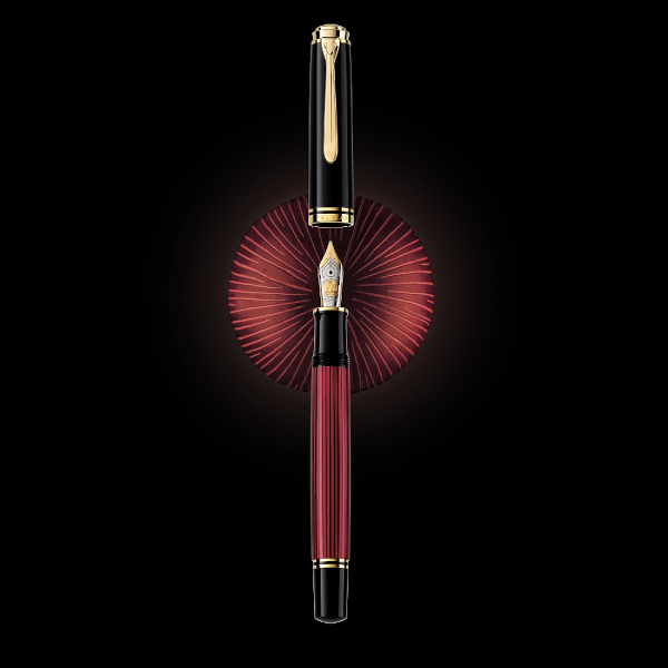 Pelikan M800 Fountain Pen - Souveran Black / Red - M