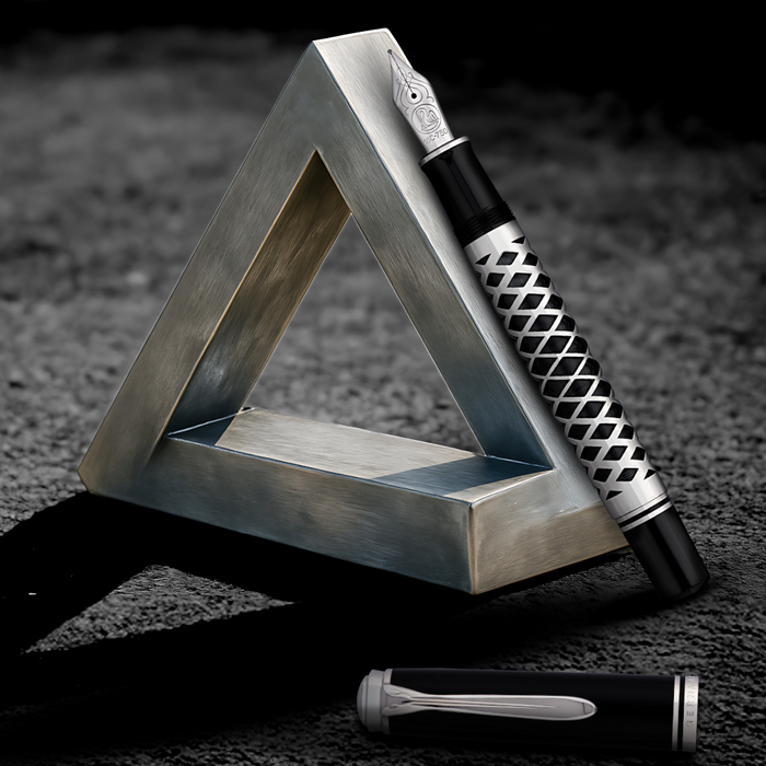 Pelikan Souveran M805 Fountain Pen - Metal Sleeve