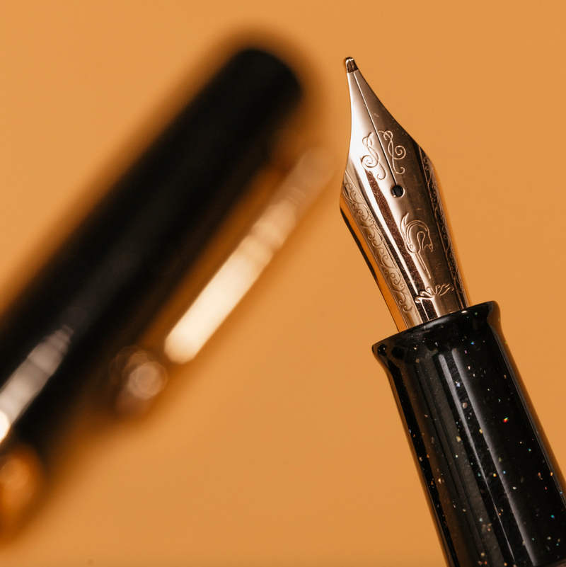 Nahvalur Original Plus Fountain Pen Lovina Graphite
