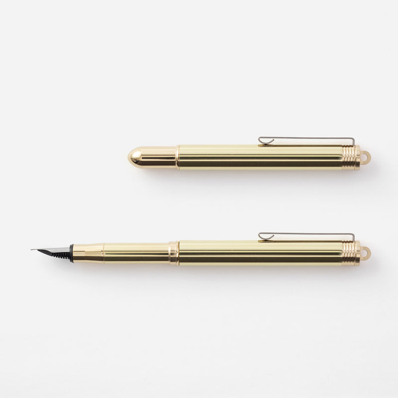 TRAVELER'S Brass Fountain Pen - Fine
