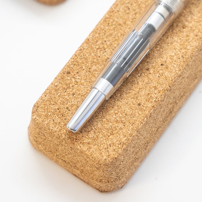 Endless Phantom Retractable Fountain Pen - Clear w/ Chrome