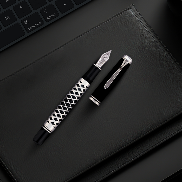 Pelikan Souveran M805 Fountain Pen - Metal Sleeve