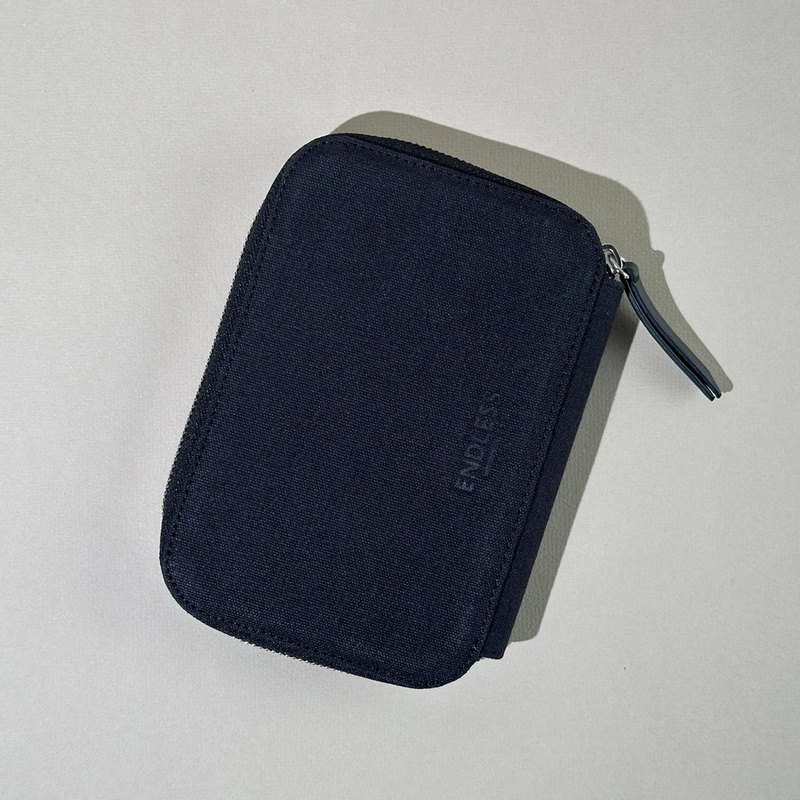 Endless LABS.09 Companion Canvas Adjustable Pen Pouch - 5 Pens - Midnight Black