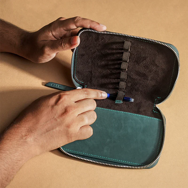 Endless LABS.10 Companion Canvas Adjustable Pen Pouch - 5 Pens - Jungle Green