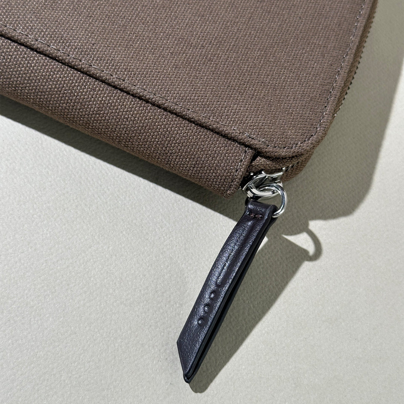Endless LABS.11 Companion Canvas Adjustable Pen Pouch - 5 Pens - Cacao Brown