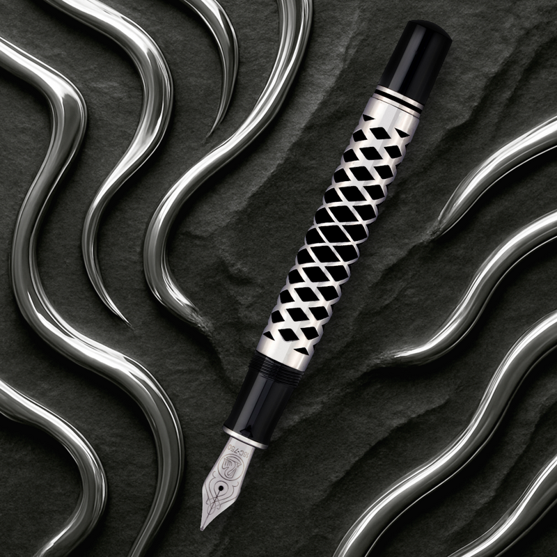 Pelikan Souveran M805 Fountain Pen - Metal Sleeve