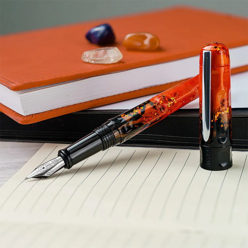 BENU Talisman Fountain Pen - Fox Gloves