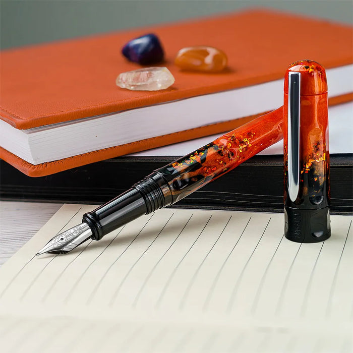 BENU Talisman Fountain Pen - Fox Gloves