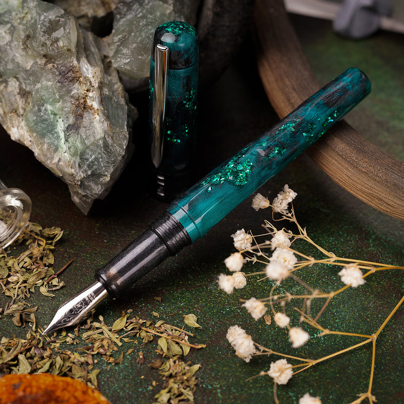 BENU Talisman Fountain Pen - Cat’s Eye