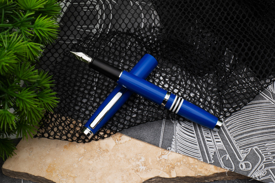 Monteverde Dakota Fountain Pen - Airforce Matte Blue