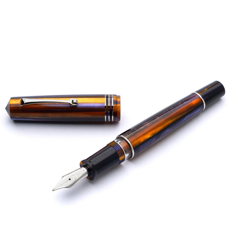 Leonardo Officina Italiana Momento Zero Grande 2.0 Fountain Pen - Anemone, Silver Trim