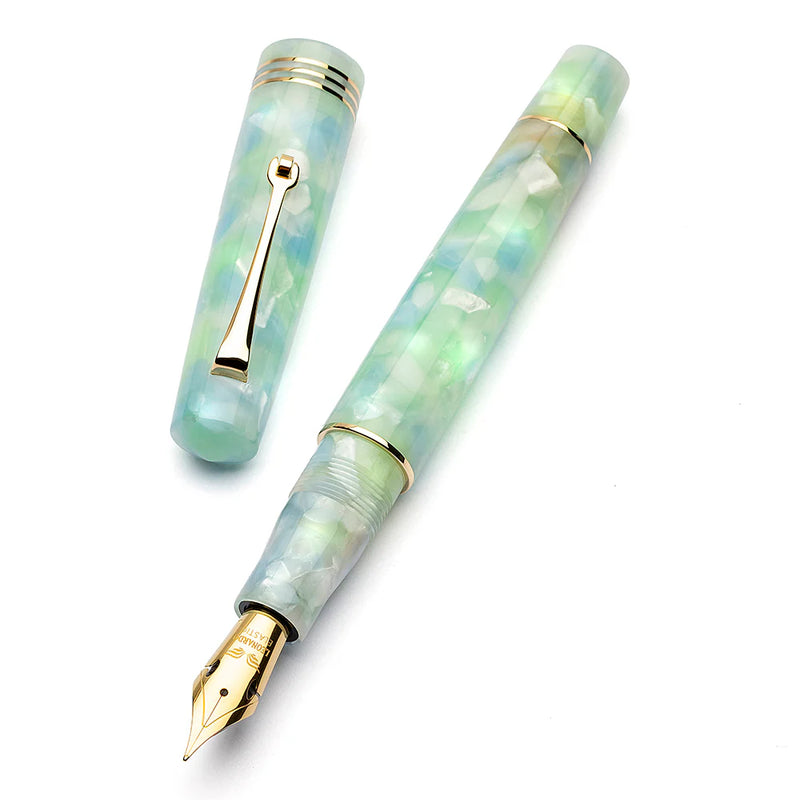 Leonardo Officina Italiana Momento Zero Fountain Pen - Artica, Gold Trim