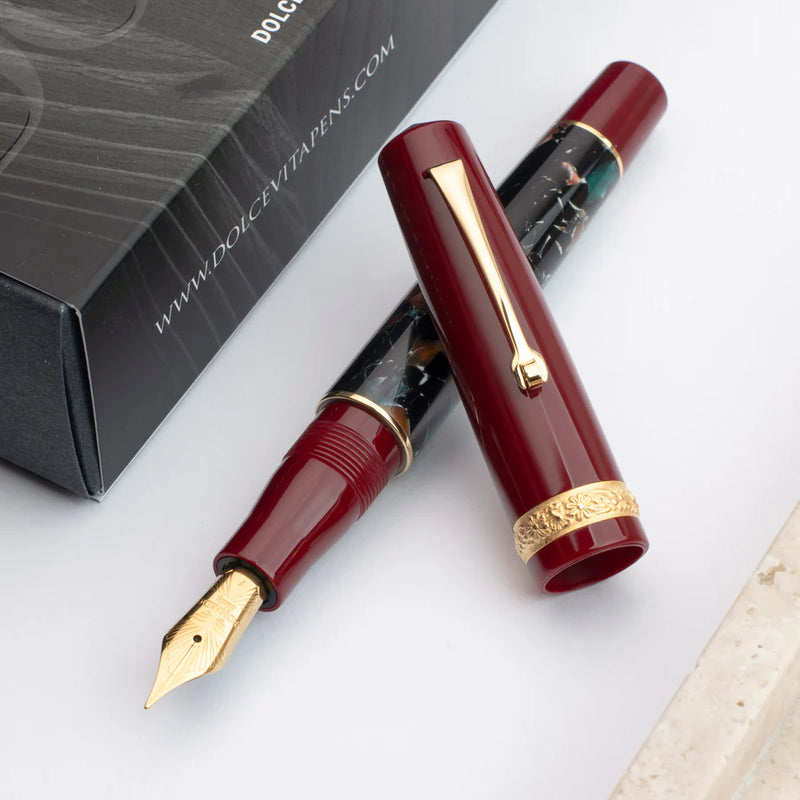 Leonardo Officina Italiana x DolceVita Momento Zero Fountain Pen - Marmo Pompei, Gold Trim