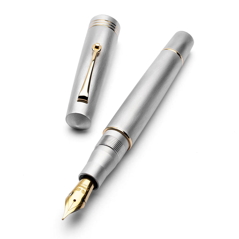 Leonardo Officina Italiana Momento Zero Fountain Pen - Aluminia, Gold Trim, Limited Edition