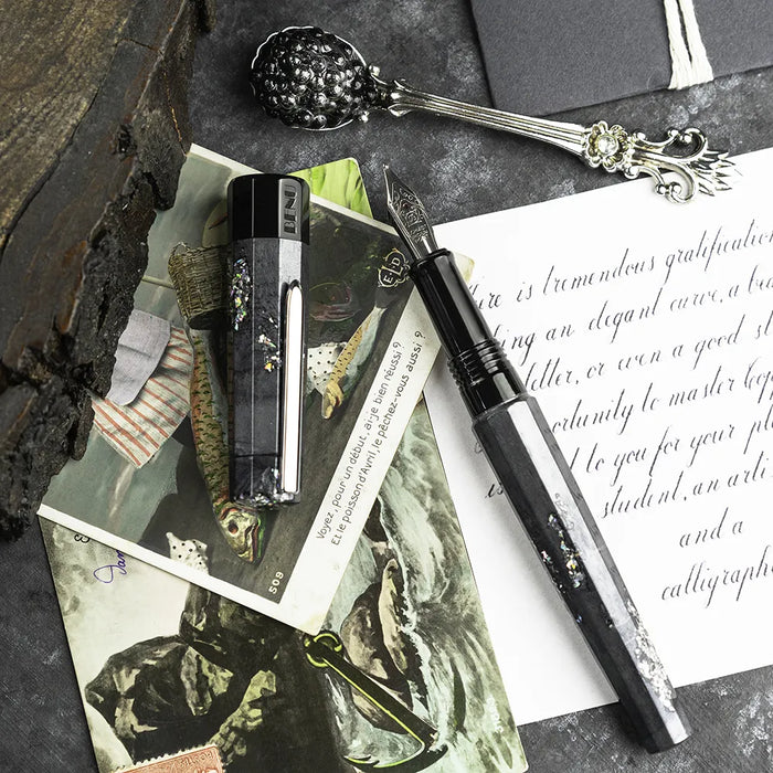 BENU Euphoria Fountain Pen - Caviar
