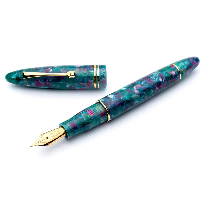 Leonardo Officina Italiana Furore Fountain Pen - Aquapetra, Gold Trim