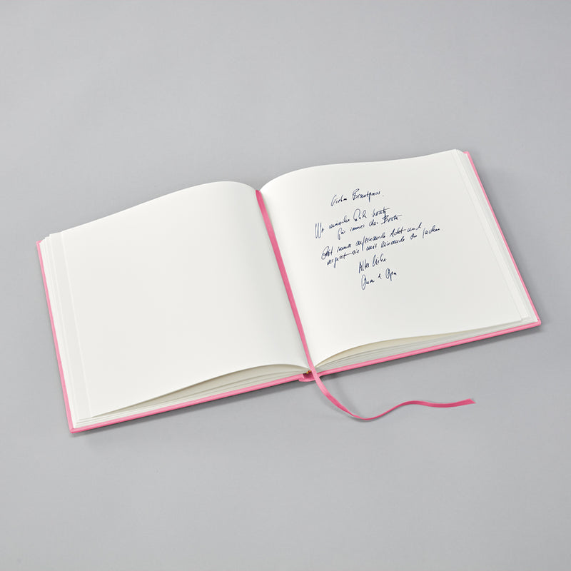 Semikolon Guest Book, Flamingo
