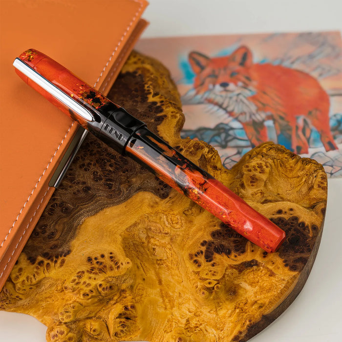 BENU Talisman Fountain Pen - Fox Gloves