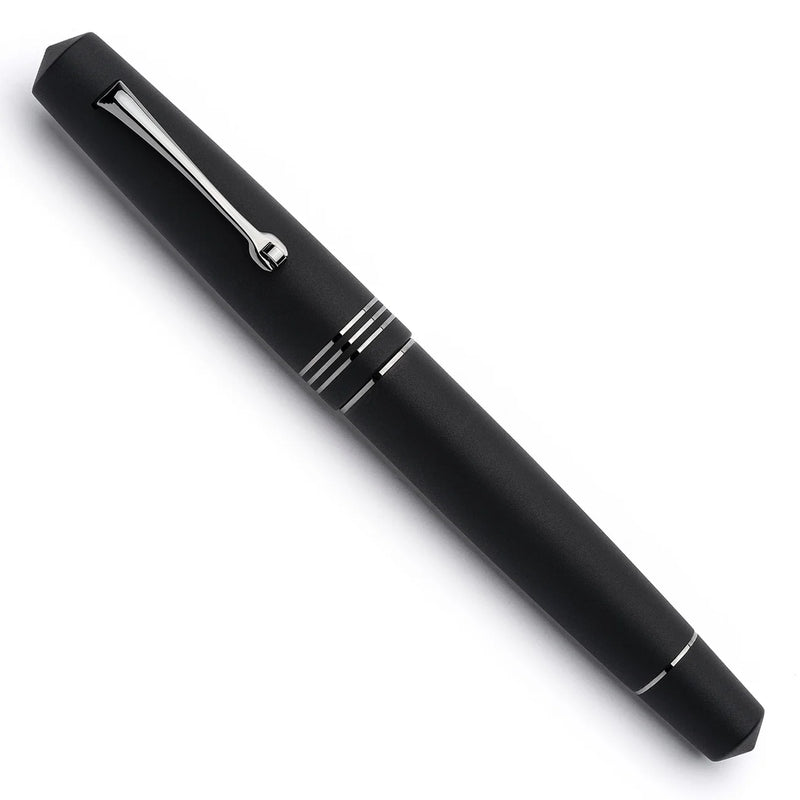 Leonardo Officina Italiana Momento Zero Fountain Pen - Black Matte, Ruthenium Trim