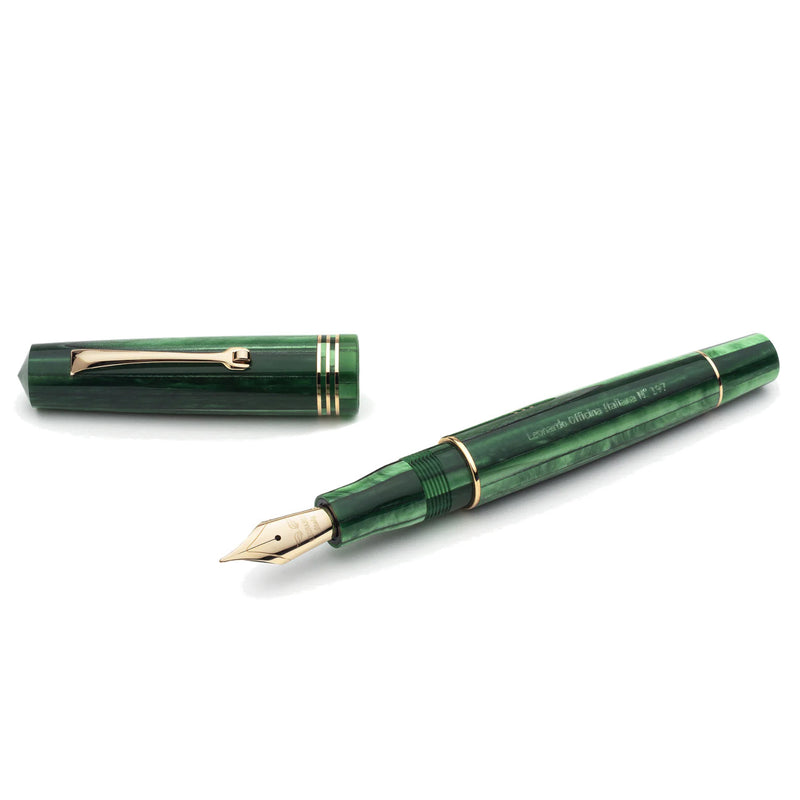 Leonardo Officina Italiana Momento Zero Fountain Pen - Alga, Gold Trim