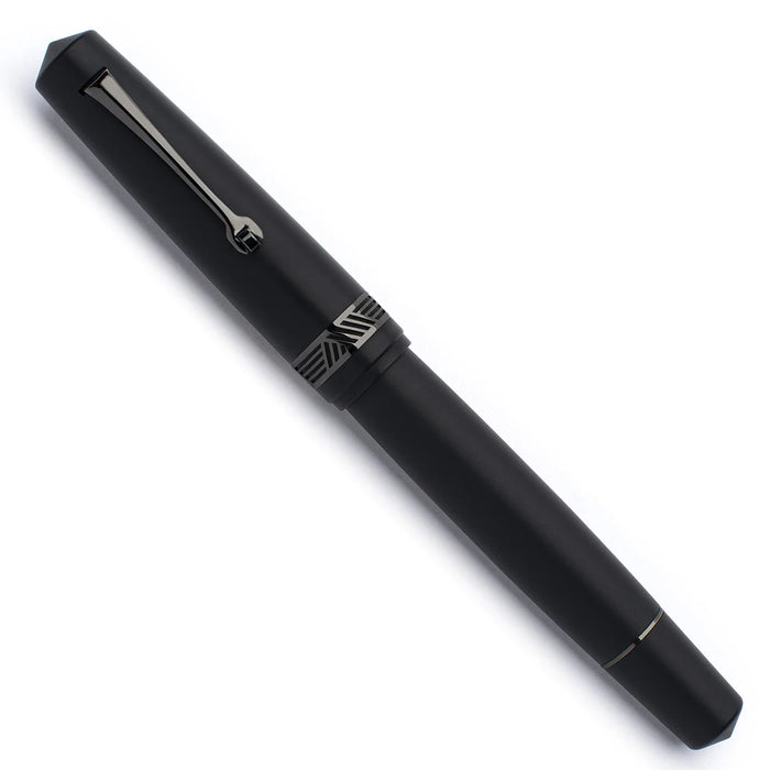 Leonardo Officina Italiana Momento Magico Fountain Pen - Matte Black, Ruthenium Trim