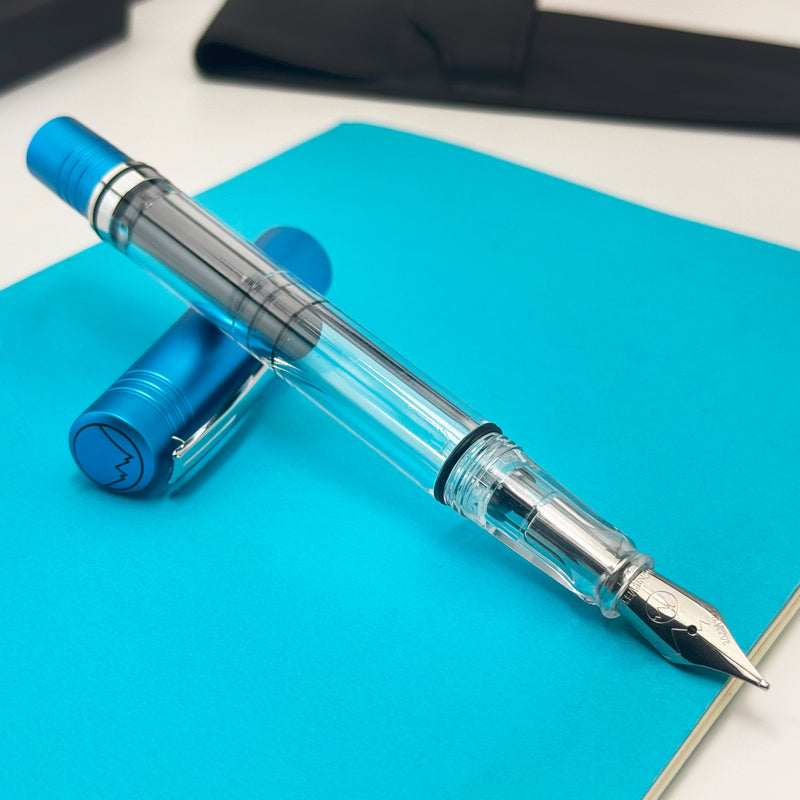 Monteverde MP1 Lock-It Piston Technology Fountain Pen - Bright Blue