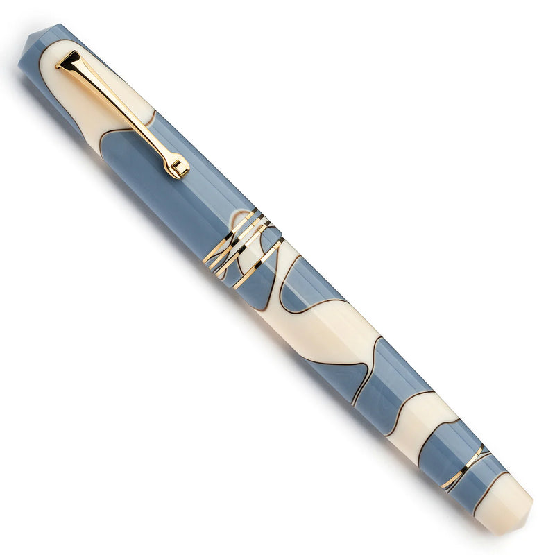 Leonardo Officina Italiana Momento Zero Fountain Pen - Nuvola, Gold Trim
