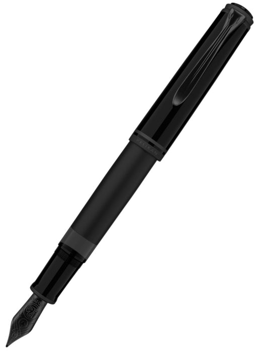 Pelikan Souveran M809 Fountain Pen - Black Matt