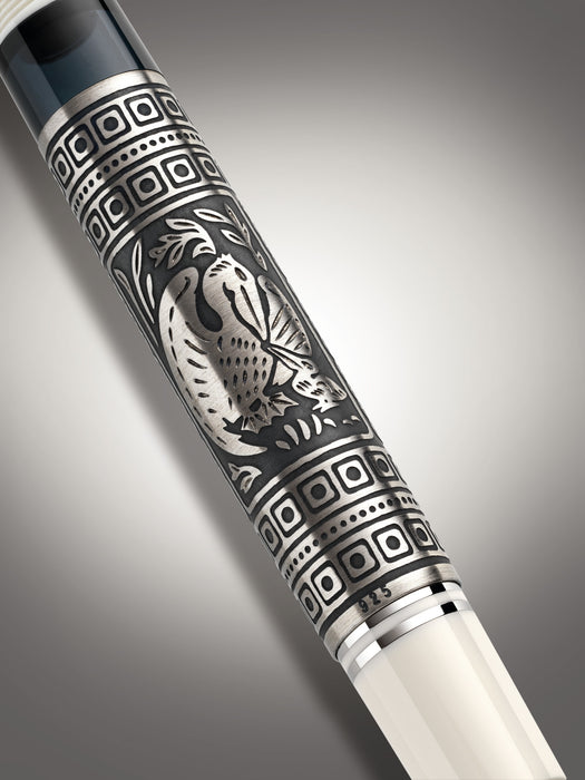 Pelikan M910 Fountain Pen - Toledo White, Special Edition