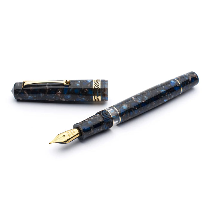Leonardo Officina Italiana Momento Magico Fountain Pen - Pietra Salata, Gold Trim