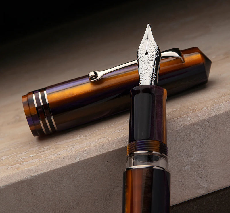 Leonardo Officina Italiana Momento Zero Grande 2.0 Fountain Pen - Anemone, Silver Trim
