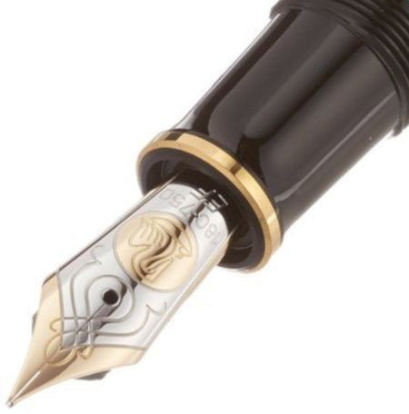 Pelikan M600 Fountain Pen - Souveran Black - Medium