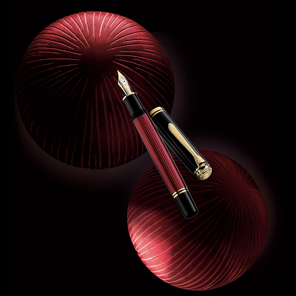Pelikan M800 Fountain Pen - Souveran Black Red