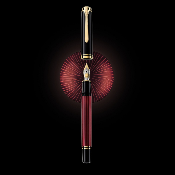 Pelikan M800 Fountain Pen - Souveran Black Red