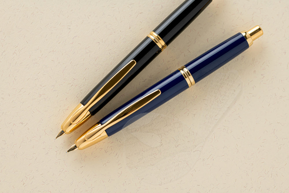 Pilot Capless (Vanishing Point) Gold Black Fountain Pen - Broad