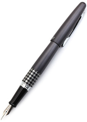 Pilot Metropolitan MR3 Houndstooth Grey Italic Stub Fountain Pen