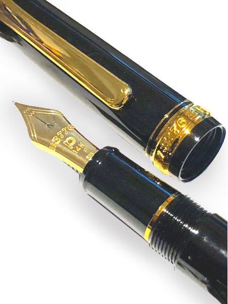 Platinum #3776 Century Fountain Pen - Black/Gold Broad Nib